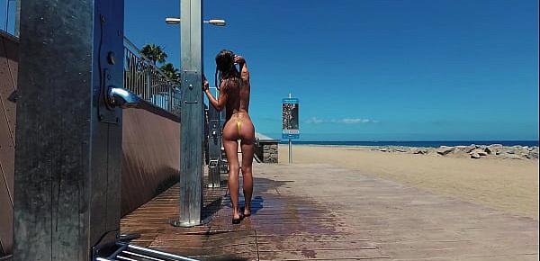  TRAVEL NUDE - Public beach shower with Russian Girl Sasha Bikeyeva Gran Canaria Maspalomas
